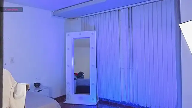 Chat XXX ao vivo de _sharlotte777