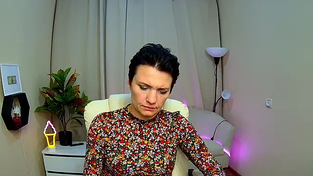 AvaSaturnian Live XXX-chat