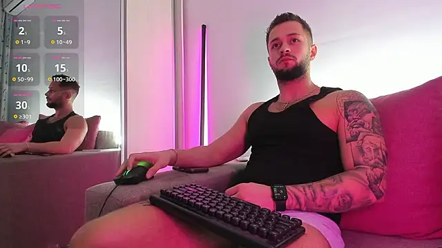 nicholasX1 现场XXX聊天