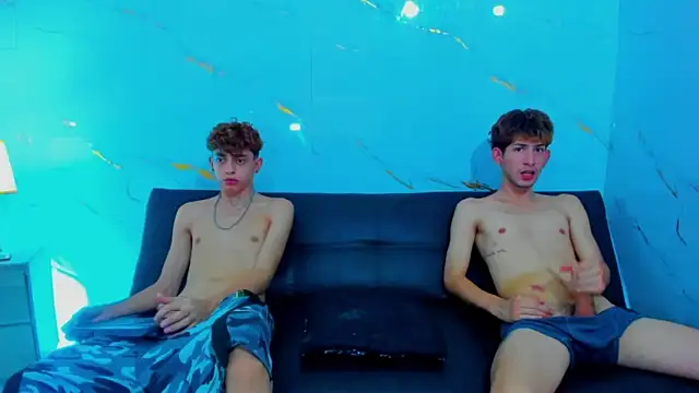 Živý XXX chat Spicy_guys