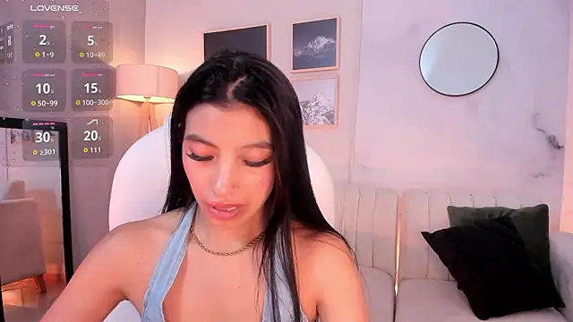 Chat +18 de Tiffany_Low ao vivo