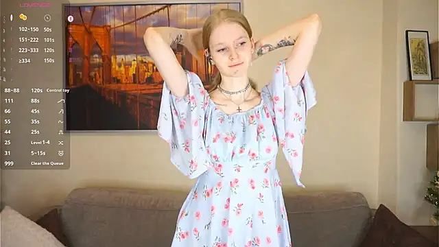 ToyaPletz: онлайн-секс-чат