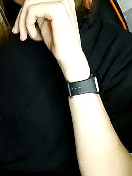 Aashikalaa – Naživo XXX chat