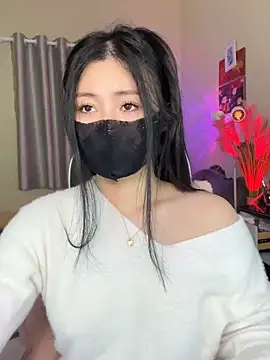 -LaZy-n Live XXX chat