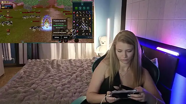 AnastasiaAniess Show in webcam