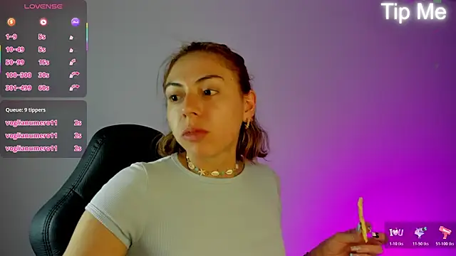 دردشة april_dumont الجنسية المباشرة