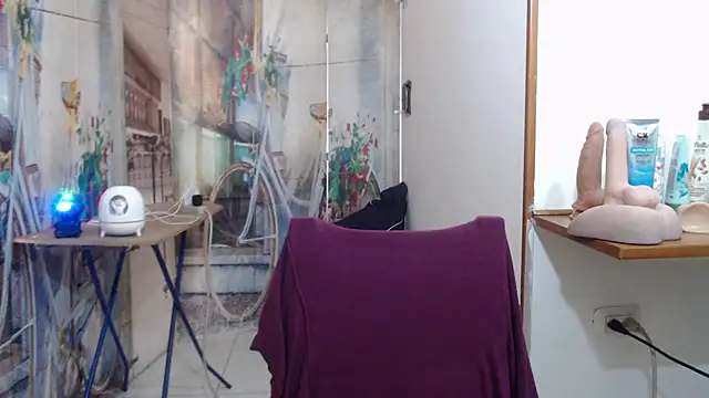 curly_greeneyed – Live XXX-chat