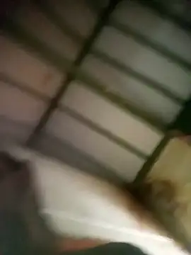 hairy_mannn Adlı Modelin Canlı XXX Sohbeti