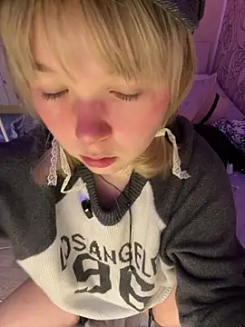 Czat XXX na żywo – KeLsi_MoRRoe_