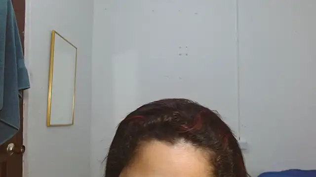 Czat XXX na żywo – Thalian