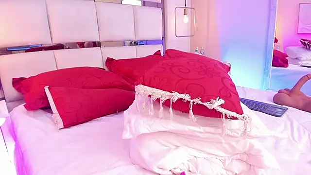 elizavenus Adlı Modelin Canlı XXX Sohbeti