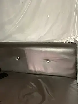 Chat +18 de lolisky1478 ao vivo