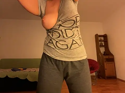 HoneyMakerr live XXX chat