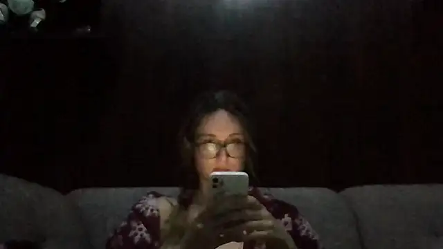 Jugira Live XXX-chat