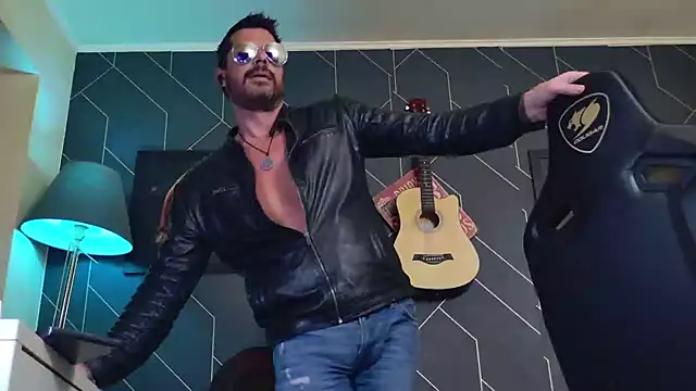 ChrisKox 网络视讯表演