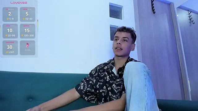 Chat XXX ao vivo de Xavier_Fox___