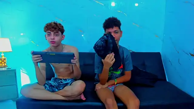 Spicy_guys – Live XXX-chat