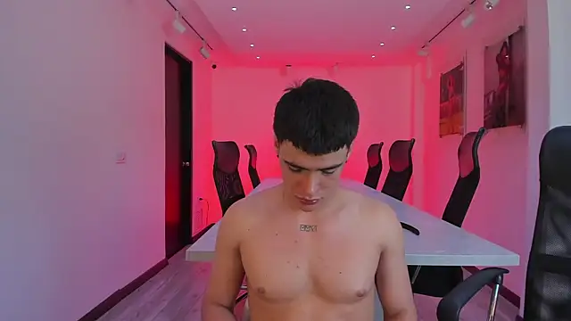 Chat +18 de BenitoSaenz ao vivo