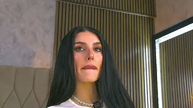 AmyBlair Chat XXX in diretta