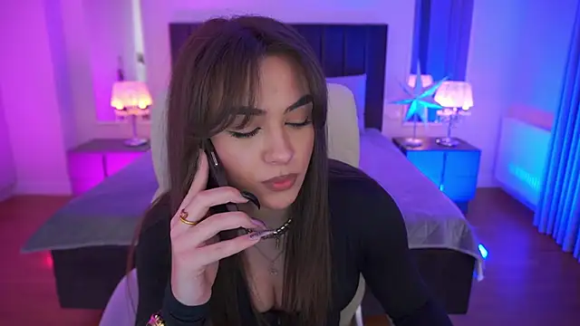 XXX chat uživo modela EricaSin