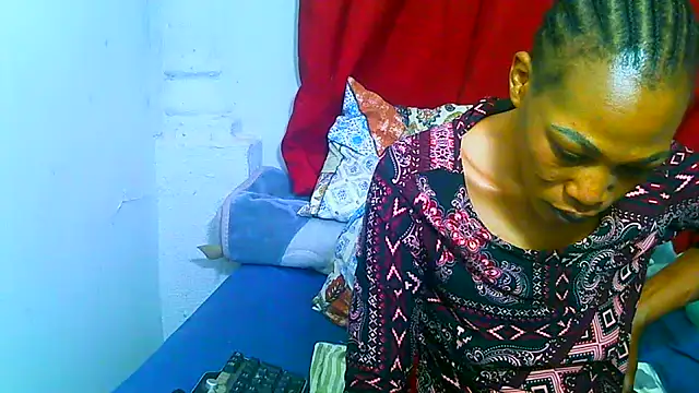 Chat +18 de freaky_naughty ao vivo