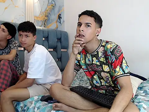 GOLD_BOYS Live XXX-Chat