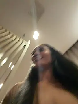 Pokazy przed kamerką – ___Nessa