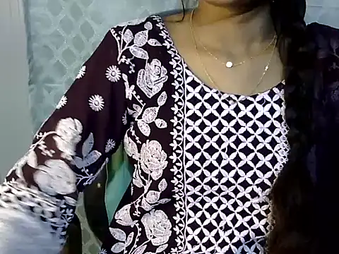 Chat XXX en directo de Shab_M