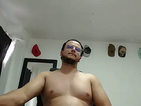 cloudsxxx 在線直播表演