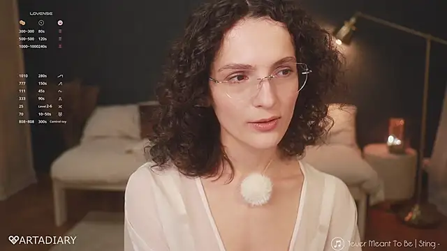 _arta_ live XXX chat