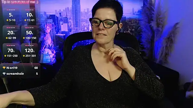 ninarandmann 라이브 XXX 채팅