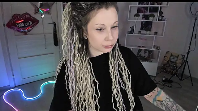 HoneySallyMoore's Live XXX Chat