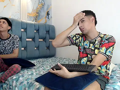 GOLD_BOYSn Live XXX chat