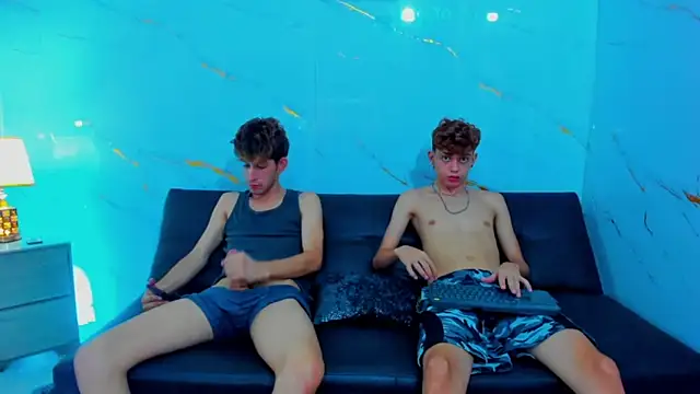 Spicy_guys – Live XXX-chat