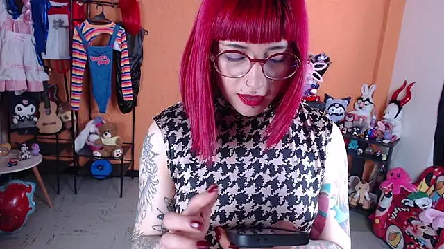 MissMiia2 即時 XXX 聊天