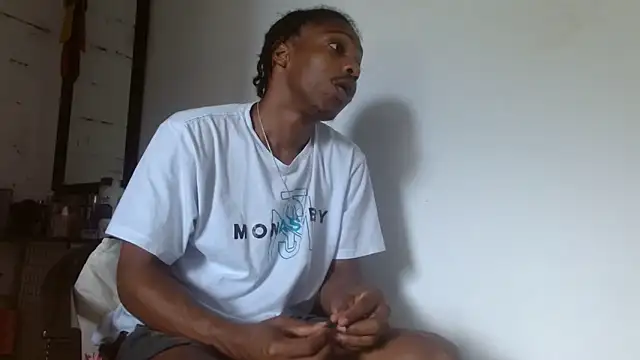 Larry-n-clouds Chat XXX in diretta