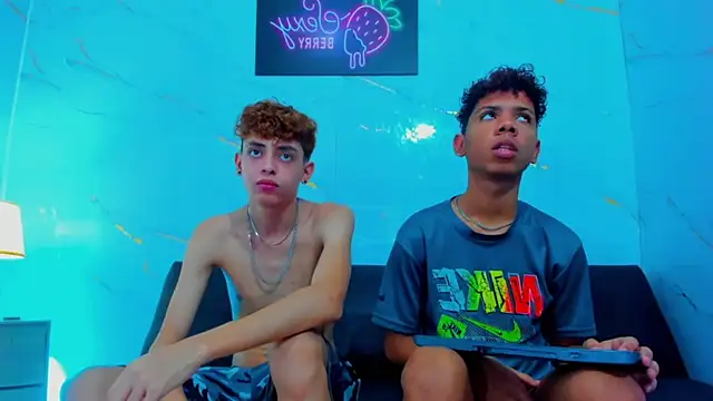 Chat XXX en directo de Spicy_guys