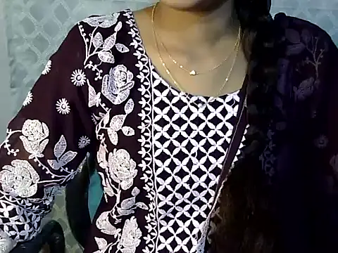 Chat +18 de Shab_M ao vivo