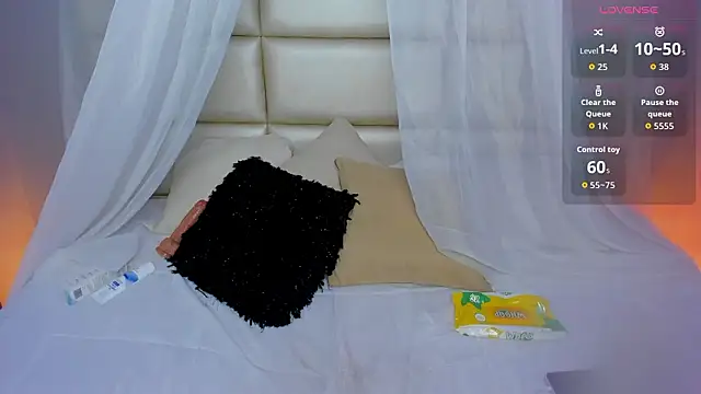 Chat +18 de cat_kitty18_ ao vivo