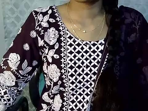 Chat +18 de Shab_M ao vivo