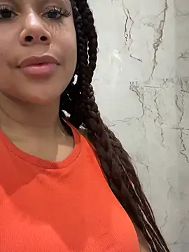 Show modela HaileyDiana na web-kameri