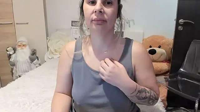 Show modela sweetemy4u na web-kameri