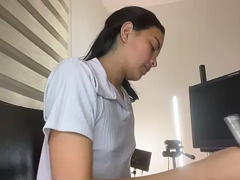 bliinkii_and_luka_n Live XXX chat