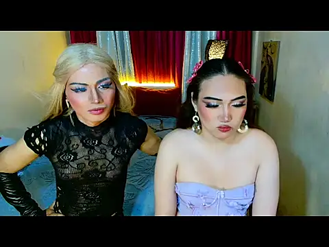 Phenomenal_Shemale Chat XXX live