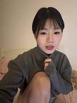 Nana-3 在線直播表演