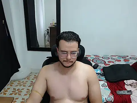 cloudsxxx 라이브 XXX 채팅