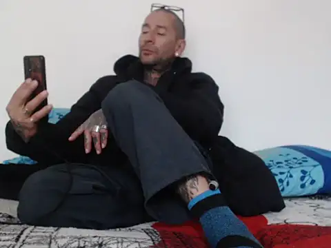 Show modela GaboMix4728 na web-kameri