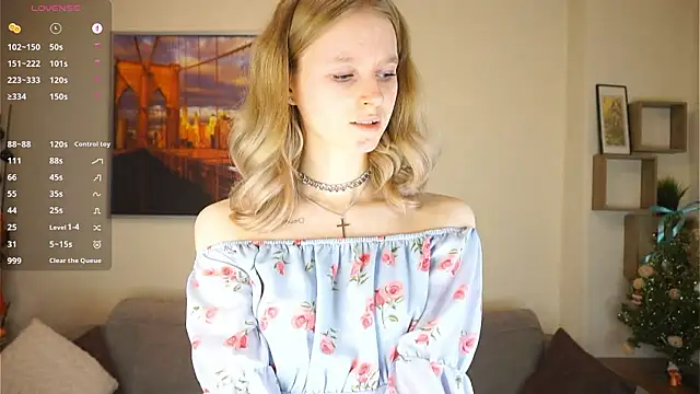 ToyaPletz live XXX chat