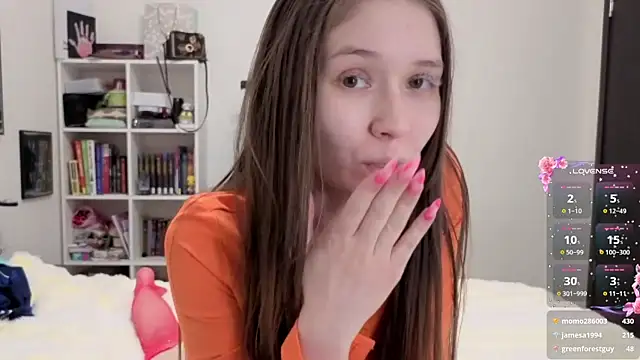 XXX chat uživo modela Denny_Yorgeritai