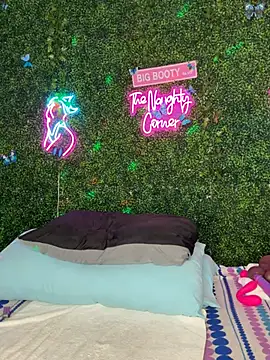 RenaThickAss élő XXX-chatje